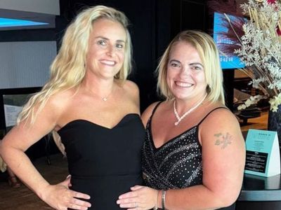 Distribution Manager Liz Lifts Women in Packaging Award