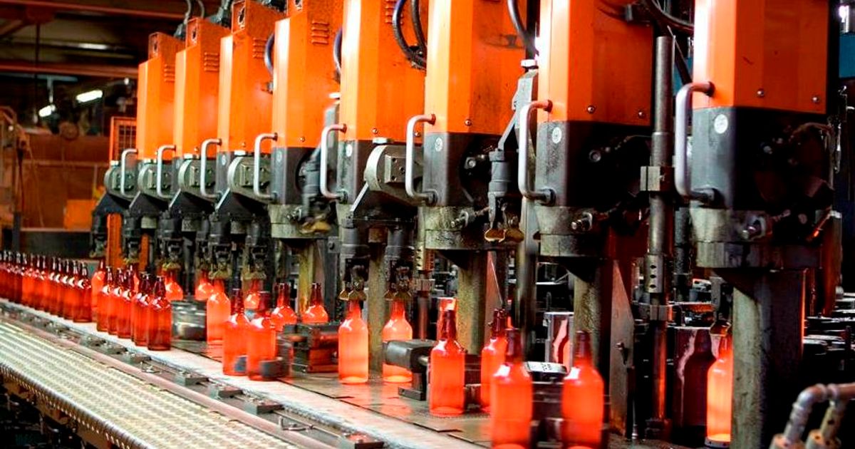 Brands Urged to Stick with Glass Despite pEPR Fees