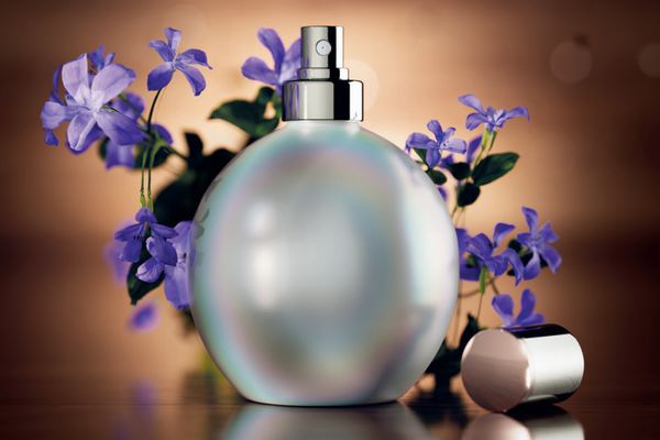 Pearlescent bottle